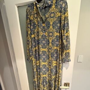 For love & lemons chic maxi dress!!!